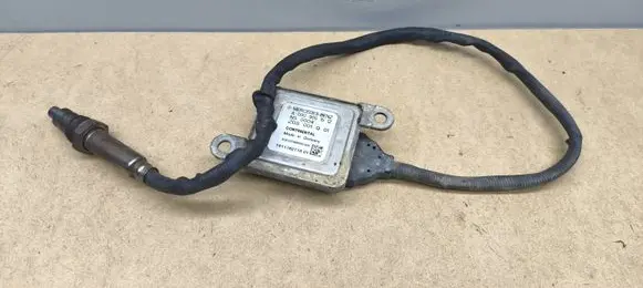 Mercedes-Benz C W205 Lambda probe sensor A0009051512
