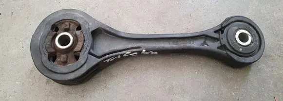 Subaru Tribeca Engine mount bracket 1F600402