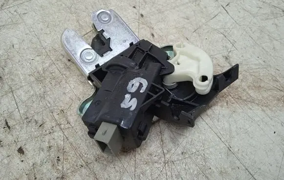 Audi A6 S6 C6 4F Tailgate/trunk/boot lock/catch/latch 4F5827505
