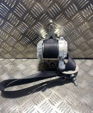 Subaru Outback (BS) Front seatbelt