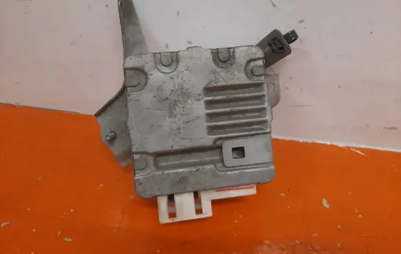 Toyota Yaris Airbag control unit/module 89650-0D110