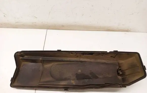 Mercedes-Benz E W211 Air filter box 
