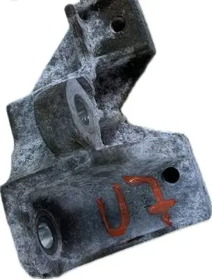 Chrysler Pacifica Engine mount bracket E149001807200