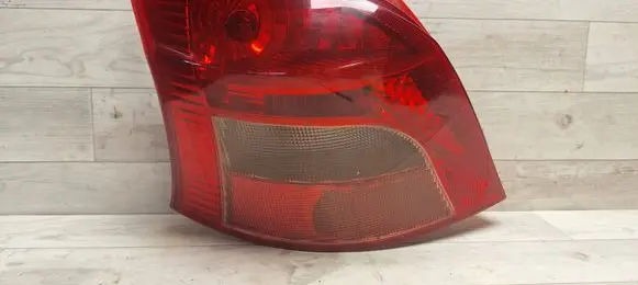 Toyota Yaris Rear/tail lights