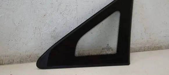 Mercedes-Benz Vito Viano W639 Front triangle window/glass A6396736305 6396736305