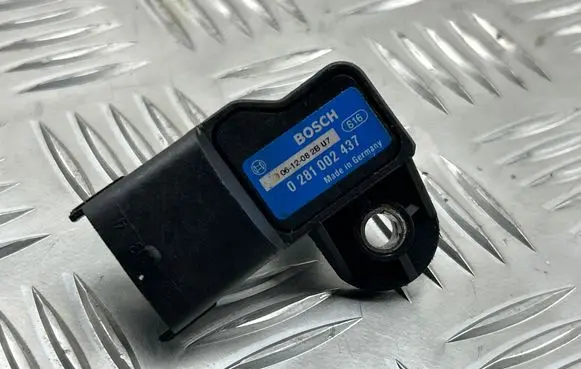 Opel Zafira B Air pressure sensor 0281002437