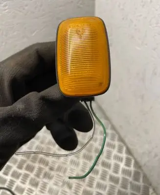 Toyota Land Cruiser (HDJ90) Front fender indicator light e13013471
