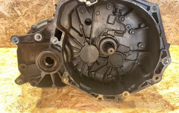 Opel Astra H Automatic gearbox G1205199508