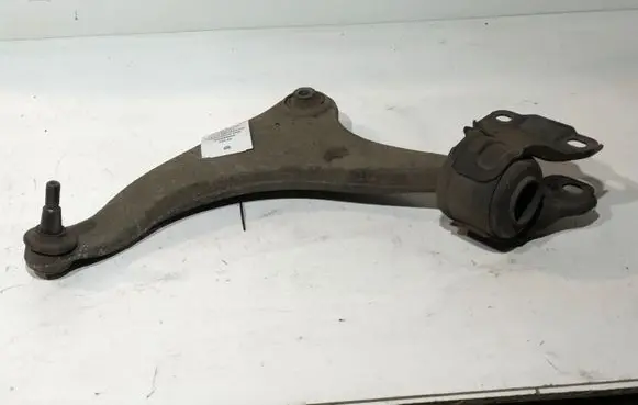 Front lower control arm/wishbone