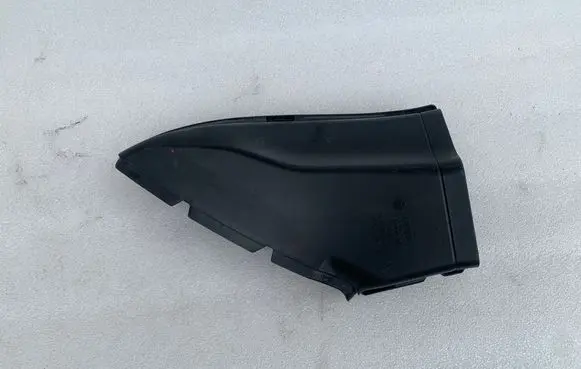 Audi A6 S6 C6 4F Air intake duct part 4F0129618J