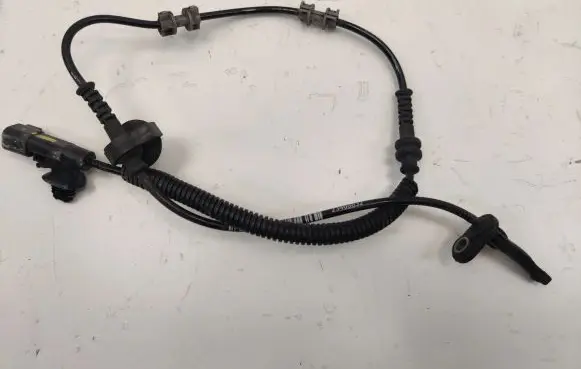 Chevrolet Camaro ABS brake wheel speed sensor 23408832