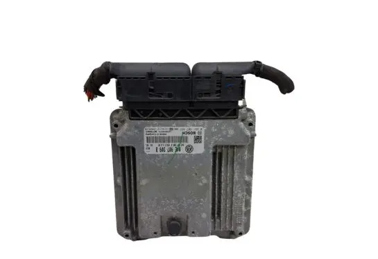 Volkswagen Jetta VI Engine control unit/module 04E907309B 0261S07497
