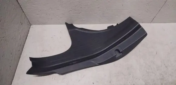Subaru Forester SK Rear sill trim cover 94061SJ010