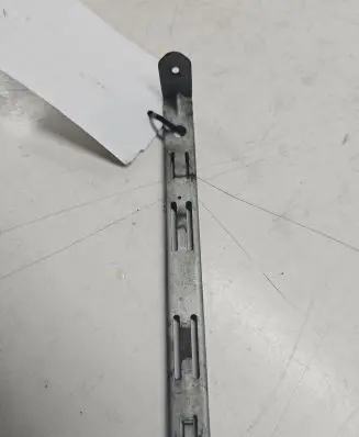 Volvo XC90 Headlight/headlamp mounting bracket 863718