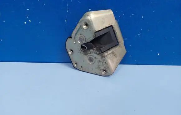Citroen C8 Rear door lock 913877