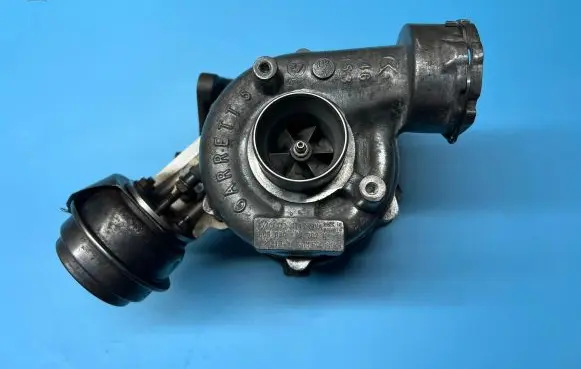 Audi A6 S6 C6 4F Turbo 03G145702K 7582193 95VW9G438BA