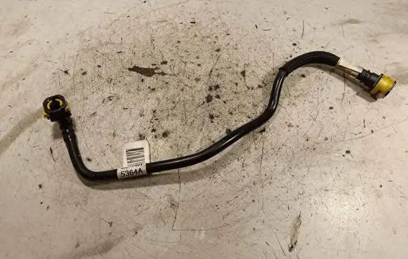 Opel Insignia B Fuel line pipe 84075364 79891078 21076027