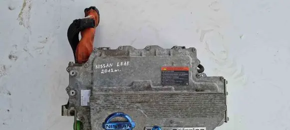 Nissan Leaf I (ZE0) Voltage converter inverter B4J210082 291Y13NA0A