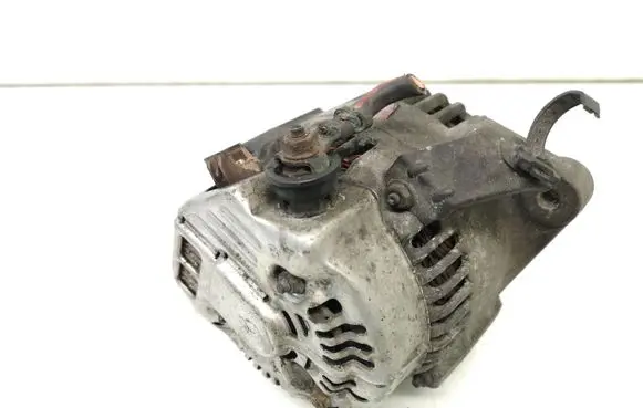 Toyota Yaris Verso Generator/alternator 2706033030 1022112770
