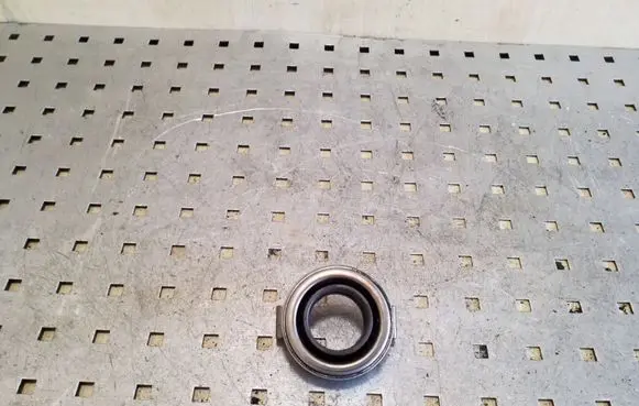 Honda CR-V clutch release bearing 
