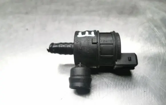 BMW 1 E81 E87 Turbo solenoid valve