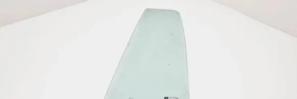 Opel Zafira A Rear vent window glass 