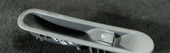 Renault Espace IV Electric window control switch 8200012263 31144M