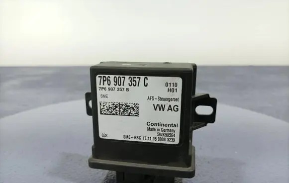 Volkswagen PASSAT B8 Other control units/modules 7P6907357C