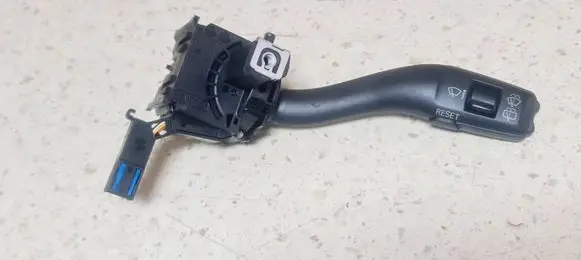 Audi A3 S3 A3 Sportback 8P Wiper control stalk 8P0953519A 01203610 20361072395394