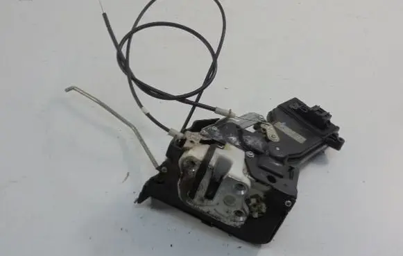 Mazda 6 Front door lock 