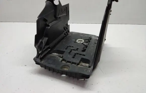 Volvo V60 Battery tray 31299569 AG9N10723AC