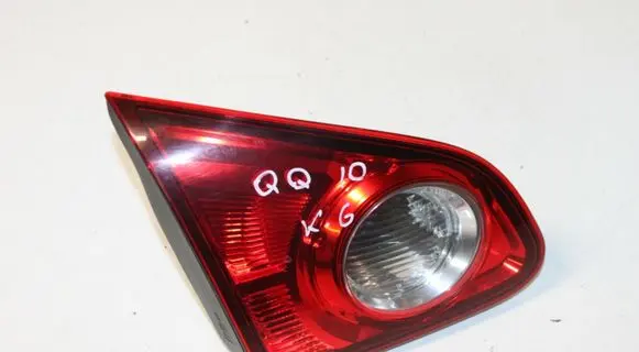 Nissan Qashqai Tailgate rear/tail lights