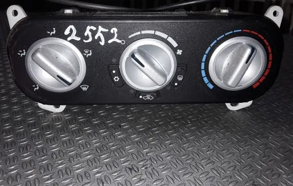 Dodge Caliber Climate control unit P55111847AD