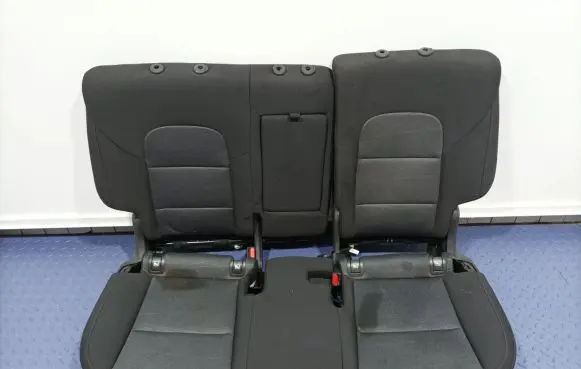 Hyundai Tucson TL Second row seats 