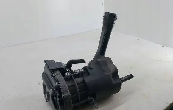 Peugeot 308 Power steering pump