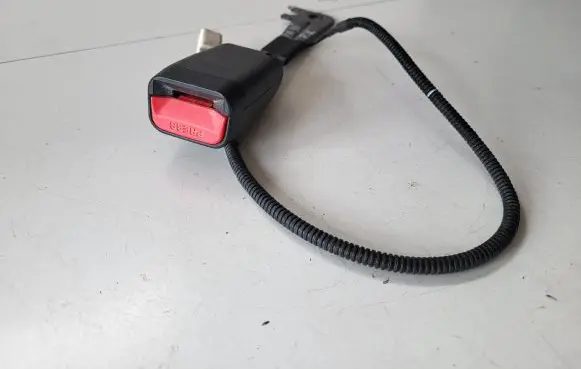 Hyundai ix35 Front seatbelt buckle 1K06885076