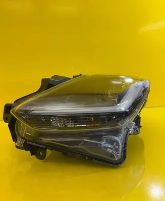 Suzuki Swift IV Headlight/headlamp W7091