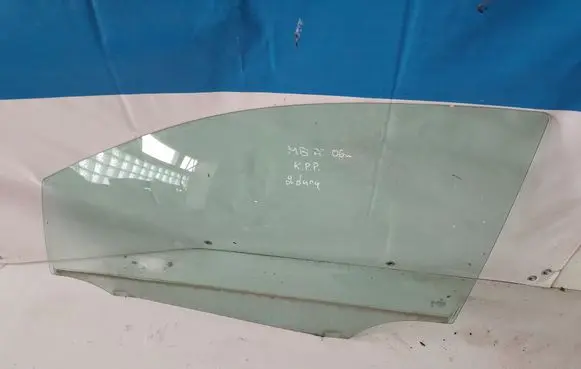 Mercedes-Benz A W169 Front door window/glass (coupe) 