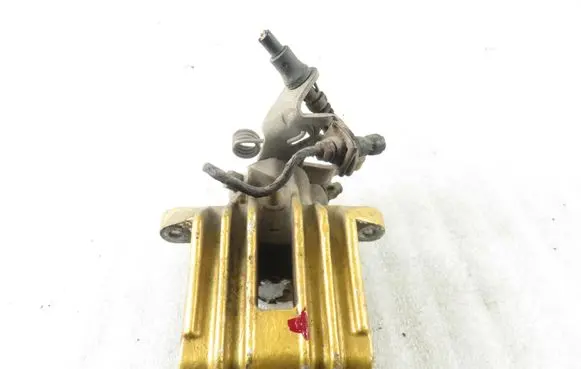 Volkswagen Golf VI Rear brake caliper 