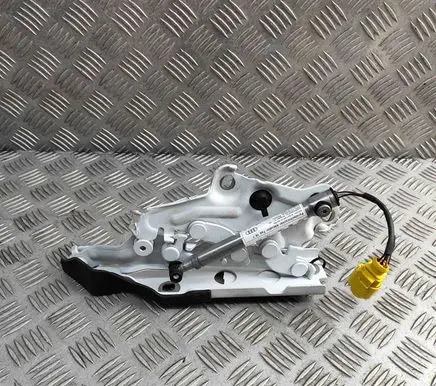 Audi A6 S6 C8 4K Engine bonnet/hood hinges 4K0823302A