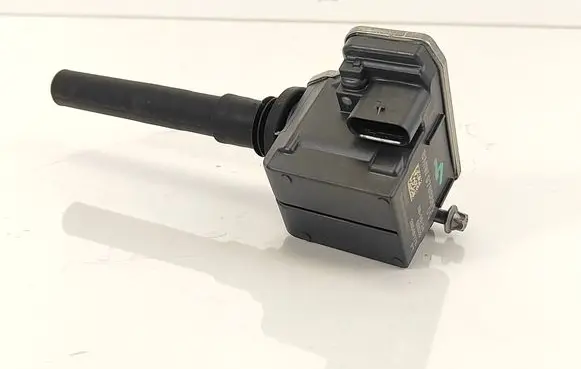 BMW 2 Active Tourer U06 High voltage ignition coil 9798865