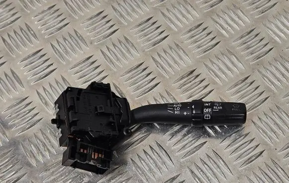 Toyota Avensis T250 Wiper control stalk 173821 84652 05170