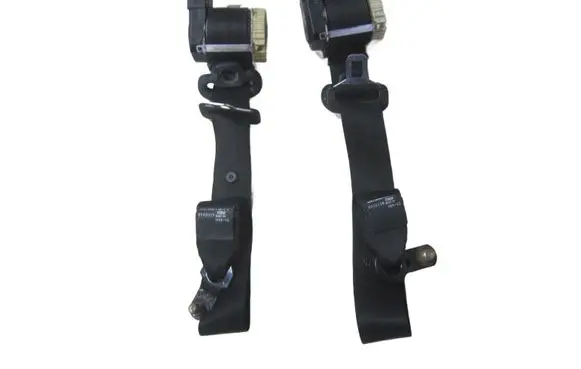 BMW Z3 E36 Front seatbelt 72118413887 WQQWWQW2231WDAABMW