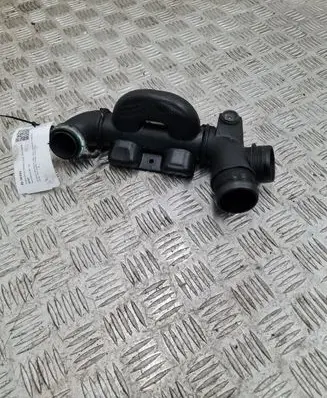 Ford Focus Intercooler hose/pipe 003524