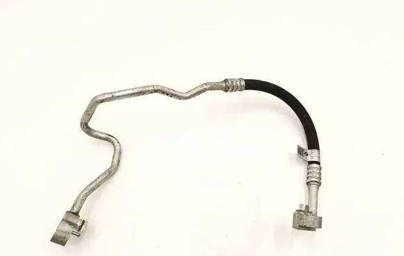 BMW 2 F46 Air conditioning (A/C) pipe/hose 9869634
