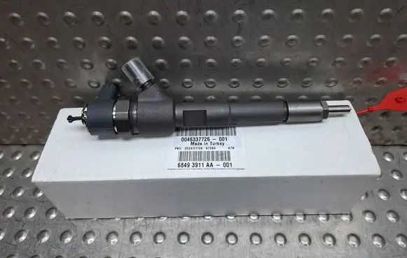 Fiat 500X Fuel injector S26337571 0445110938