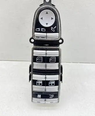 Mercedes-Benz S W221 Electric window control switch A2218213951