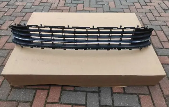 Volkswagen Golf Sportsvan Front bumper lower grill 510853677M