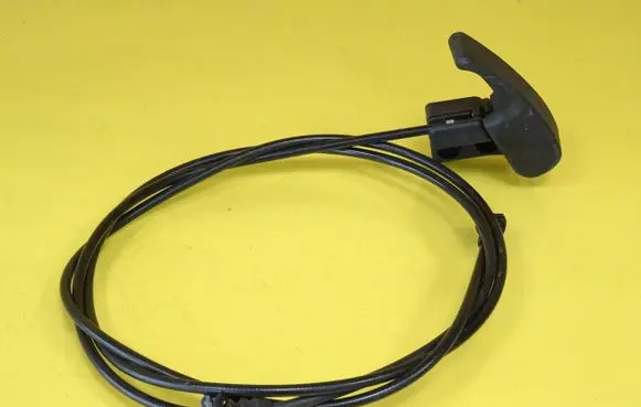 Audi A3 S3 8L Engine bonnet/hood lock release cable 8L1823531A 1H1823533