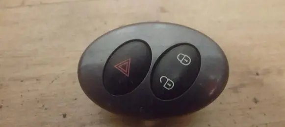Rover 75 Hazard light switch